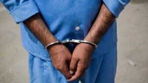 اتفاق وحشتناک در دبیرستان دخترانه ! / تصمیم هولناک پدر دختر دانش آموز در مشهد !