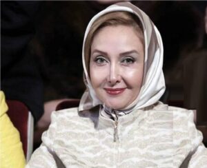 عکس جدید کتایون ریاحی پس از کشف حجاب در خارج!
