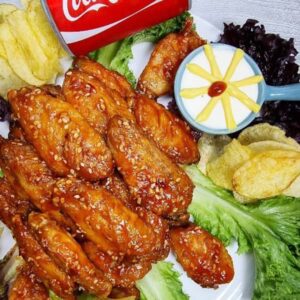 طرز تهیه بوفالو وینگز، غذای تند و آتشین با بال مرغ!