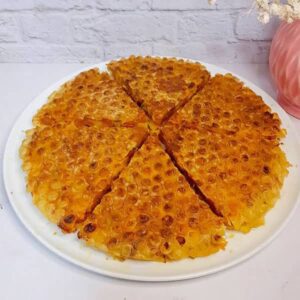 طرز تهیه پیتزا نان لواش، شام فوری و بسیار خوشمزه!