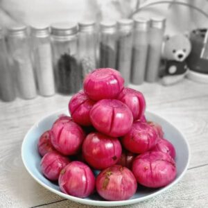 طرز تهیه ترشی پیاز قرمز، یک چاشنی سنتی در کنار غذا!
