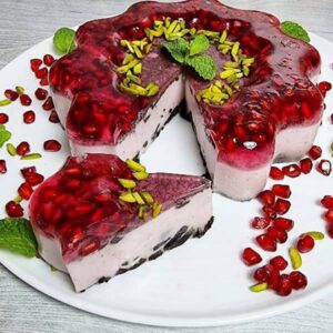 طرز تهیه دسر انار با بیسکویت، سفری به دنیای طعم‌های متفاوت!