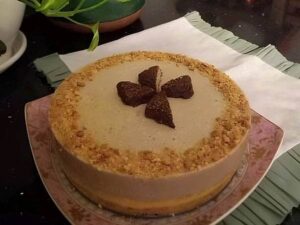 طرز تهیه دسر قهوه و کارامل؛ آموزش گام به گام برای تهیه یک دسر مجلسی