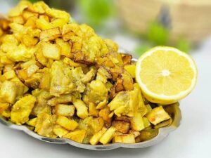 طرز تهیه قاورمه خوشمزه با مرغ و سیب زمینی پیشنهادی برای شام