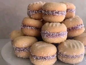 طرز تهیه مینی کوکی ساندویچی؛ ایده‌ای برای پذیرایی از مهمان‌ها