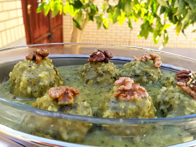 طرز تهیه کوفته سبزی شیرازی خوشمزه و سنتی به روش رستورانی